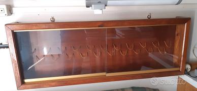 vetrinetta porta pipe