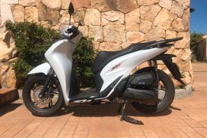 Honda SH 125i Sport