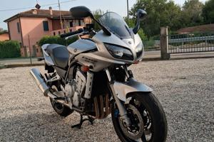 YAMAHA FAZER 1000