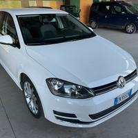 Golf serie 7  highline 2.0 td. 150 cavalli