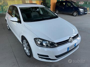 Golf serie 7  highline 2.0 td. 150 cavalli