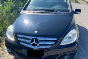 MERCEDES B160