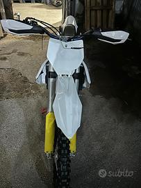 Moto cross husqvarna