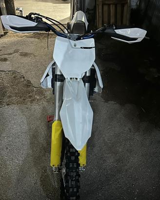 Moto cross husqvarna