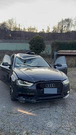 Audi A4 Avant 2.0 TDI Quattro 177cv *INCIDENTATA*