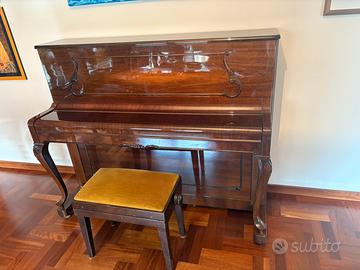 Pianoforte petrof verticale