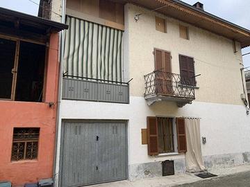 Immobile in asta di 175 m² con 3 locali e box auto