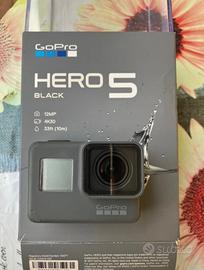 GoPro Hero 5 con accessori