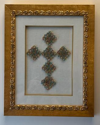 Quadro croce in chiacchierino