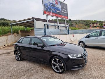 Audi A3 SPB 1.6 TDI 105 CV CR Ambition