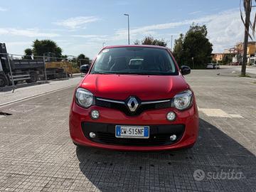 Renault Twingo SCe EDC Intens