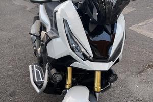 X-adv 750