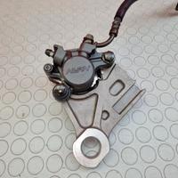 PINZA POSTERIORE YAMAHA FZ6 2004 2005 FZ-6 2006 20