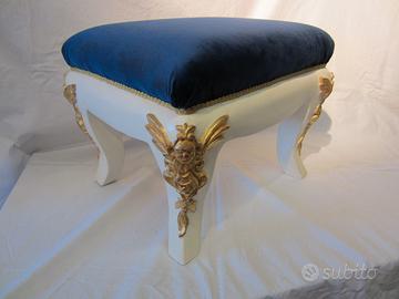 Sgabello poggiapiedi laccato e dorato epoca 900'