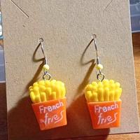 Orecchini creati per hobby