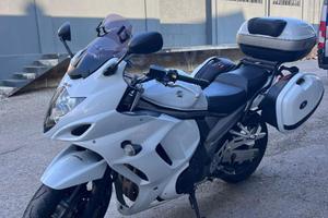 SUZUKI GSX 1250 F GSX 12050 F