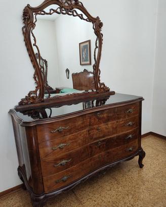 Antiquariato originale realizzato a mano