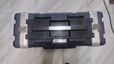 Proel Force , Rack case 4 unita in ABS doppia aper