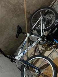 Bicicletta bambino 24” Rockrider
