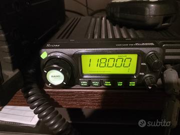 ICOM IC 208E