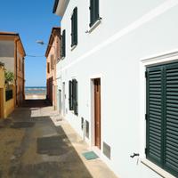 A soli 20 mt dalla spiaggia a Follonica