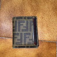 Portafoglio di fendi