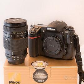 Nikon D300 + Nikkor 35-70mm