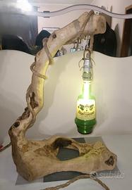 Lampada rustica di legno di ulivo secolare