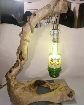 Lampada rustica di legno di ulivo secolare
