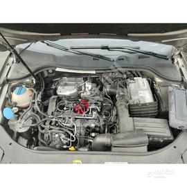 Motore in attesa di prova Volkswagen Passat 2014