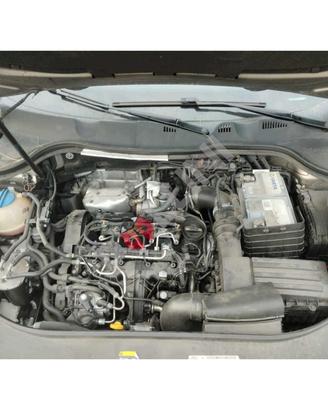 Motore in attesa di prova Volkswagen Passat 2014
