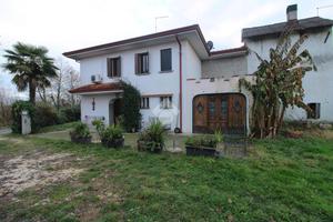 VILLA SINGOLA A FONTANELLE