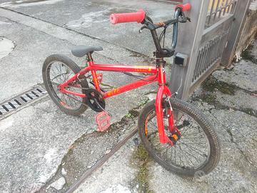 Bici BMX BTWIN (Decathlon)