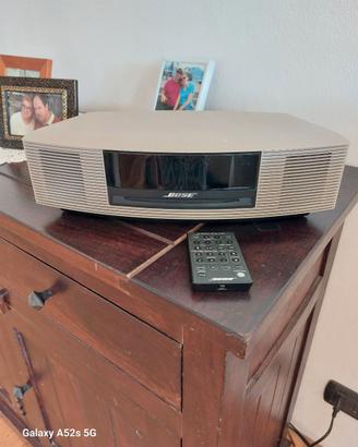 BOSE -CD/MP3/Radio/Alarm/AUX)-WAFE MUSIK SYSTEMIII