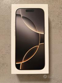 Apple iPhone 16 Pro 512GB - Titanio Naturale