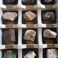 espositore di minerali Pan Ludo 