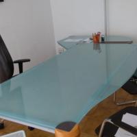 tavolo in vetro satinato per scrivania o da casa