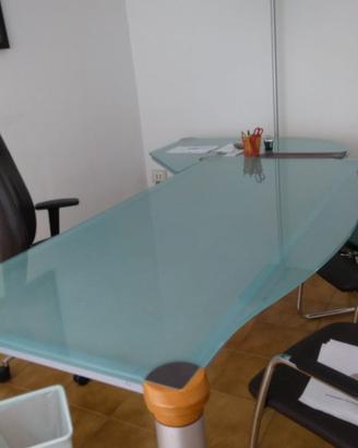 tavolo in vetro satinato per scrivania o da casa