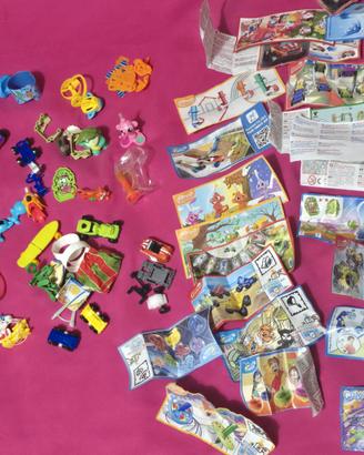 Lotto di sorpresine Kinder degli anni '90 e 2000.