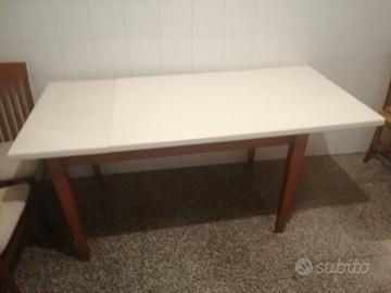 Tavolo rettangolare 130x80 allungabile con sedie