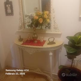 tavolino in cristallo e consolle  antica