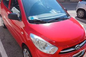 Hyundai i10 anno 2011
