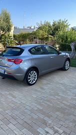 Alfa Romeo Giulietta 1.6