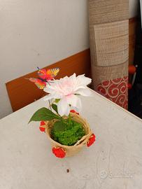vasi con fiori