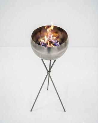 Braciere minimale con sfera in acciaio