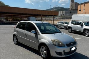 FORD FIESTA 1.2 BENZINA/GPL