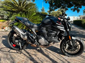 Ducati Monster 937