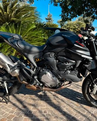 Ducati Monster 937