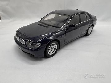 Bmw  745i