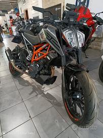 KTM DUKE 125 2022